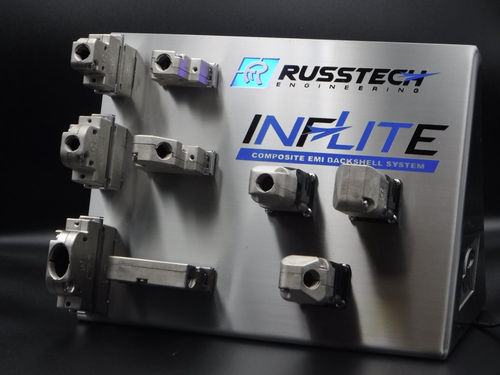 kasus perusahaan terbaru tentang Penggunaan Advance dari resin ULTEMTM dilapisi di bagian pesawat terbang